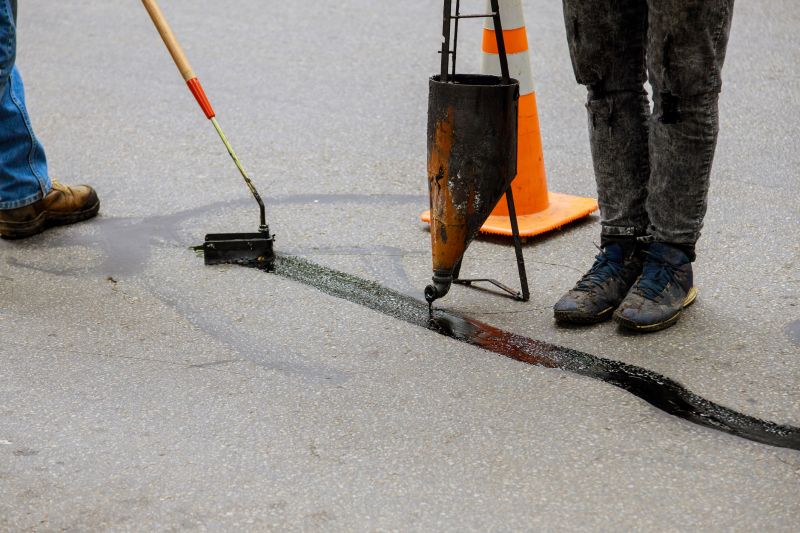 Asphalt Crack Sealing in Tampa, FL